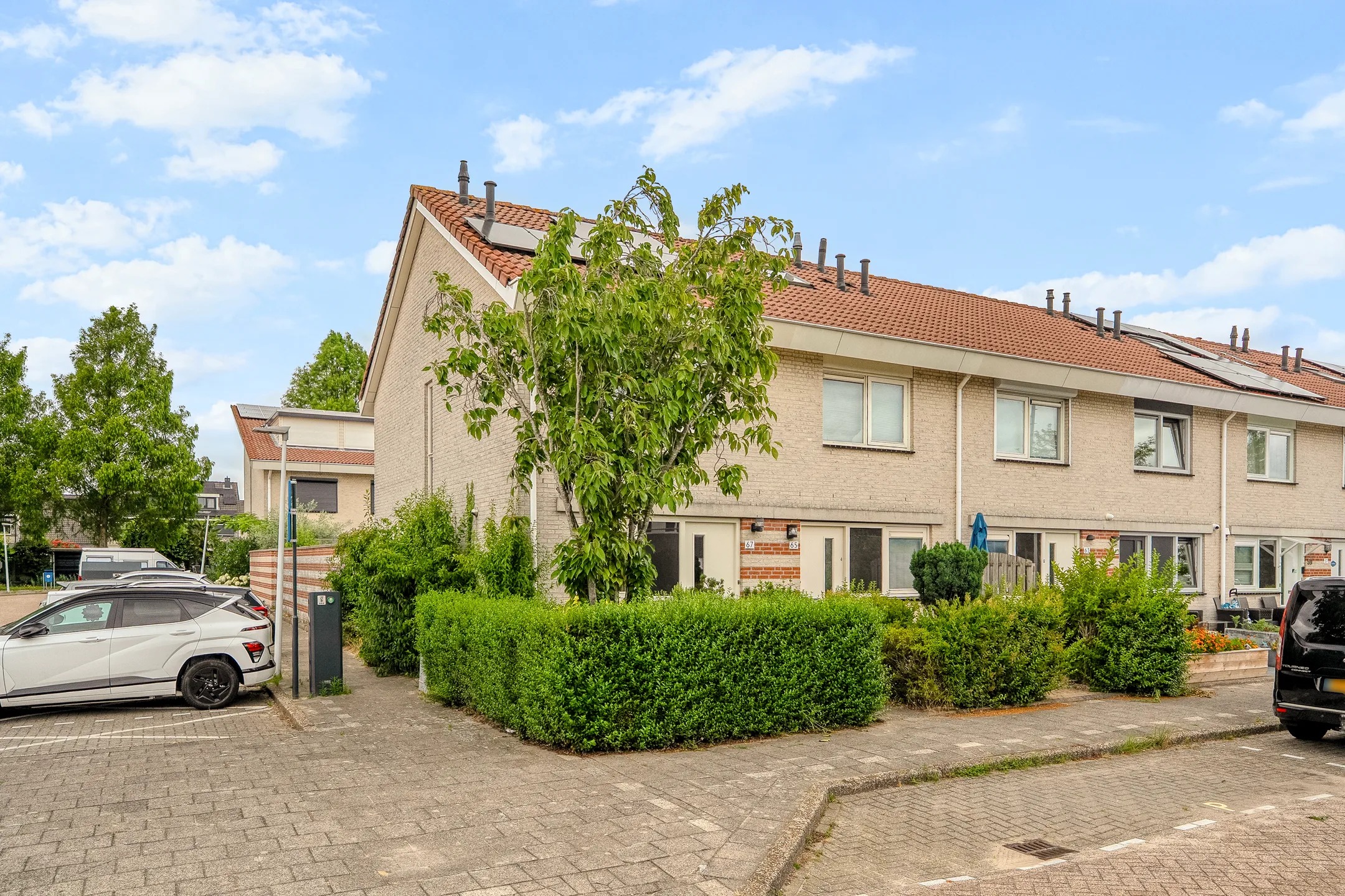 Hoekwoning Klarinetweg 67 in Barendrecht