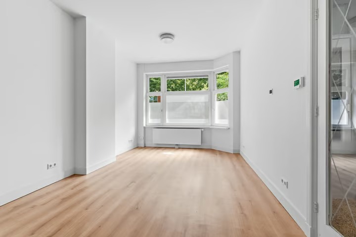 Benedenwoning De la Reyweg 581 in Den Haag