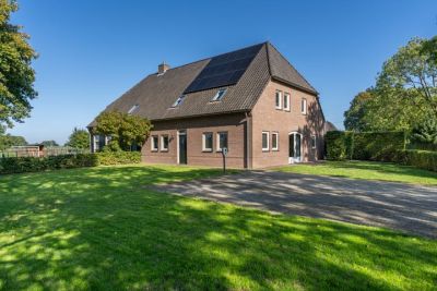 Eengezinswoning, 2-onder-1-kapwoning Hoek 9 in Den Dungen
