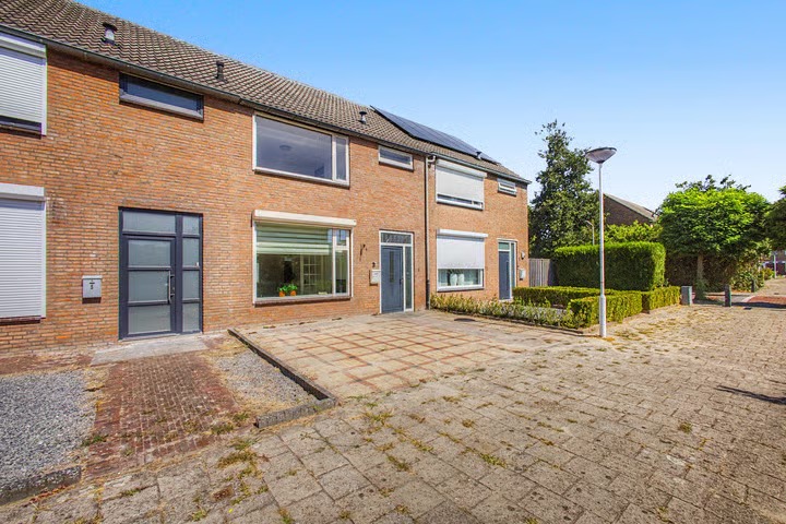Tussenwoning Schubertstraat 3 in Terneuzen