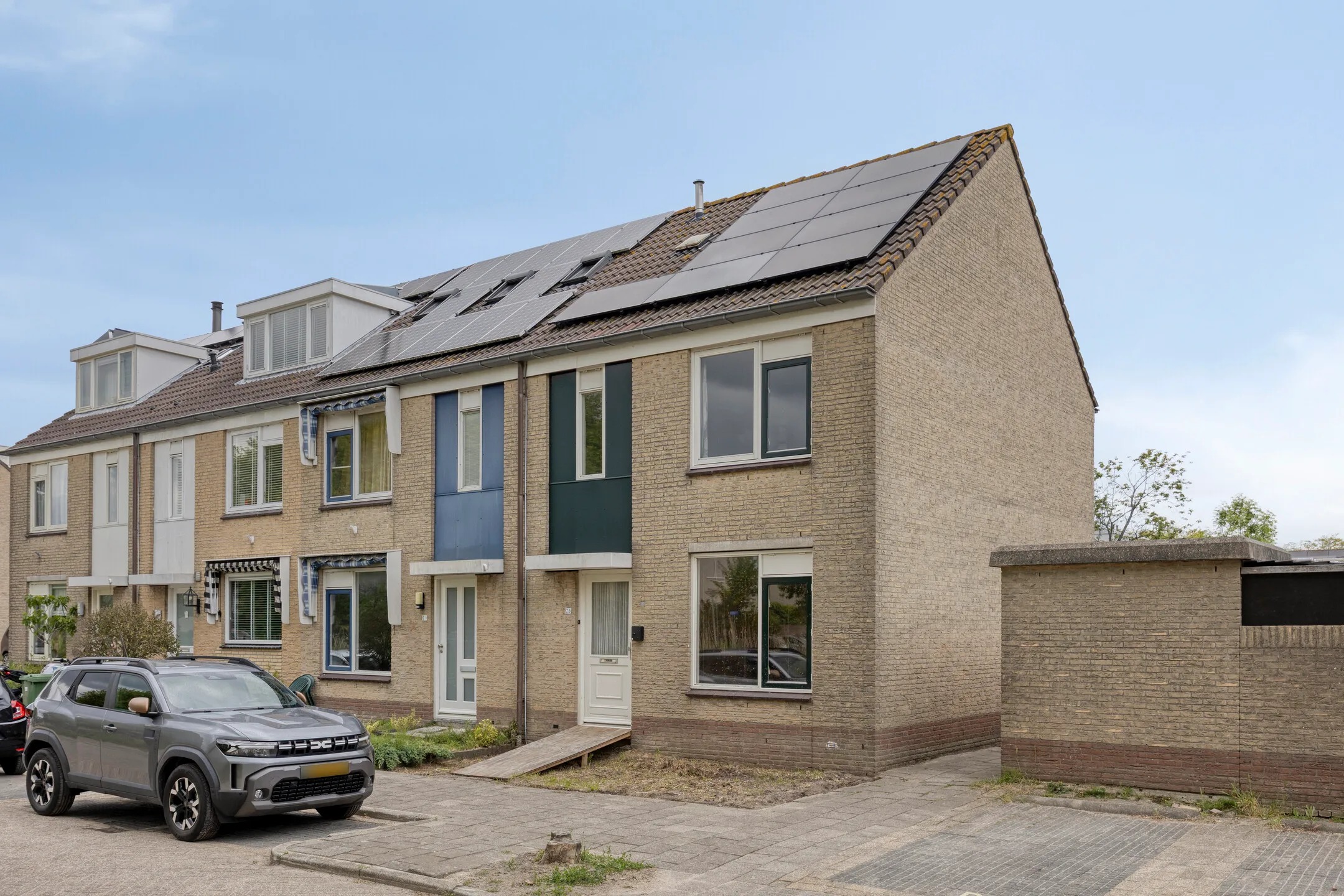 Tussenwoning Haya van Somerenlaan 25 in Pijnacker