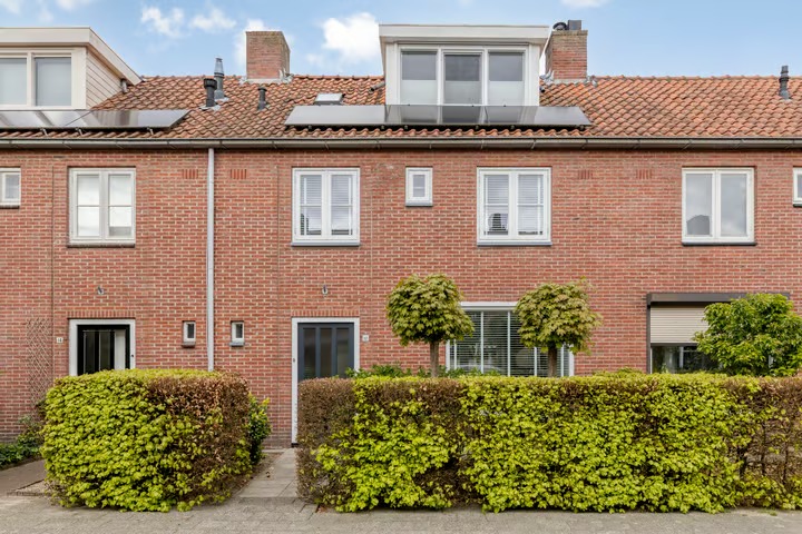 Tussenwoning van Brechtstraat 12 Breda