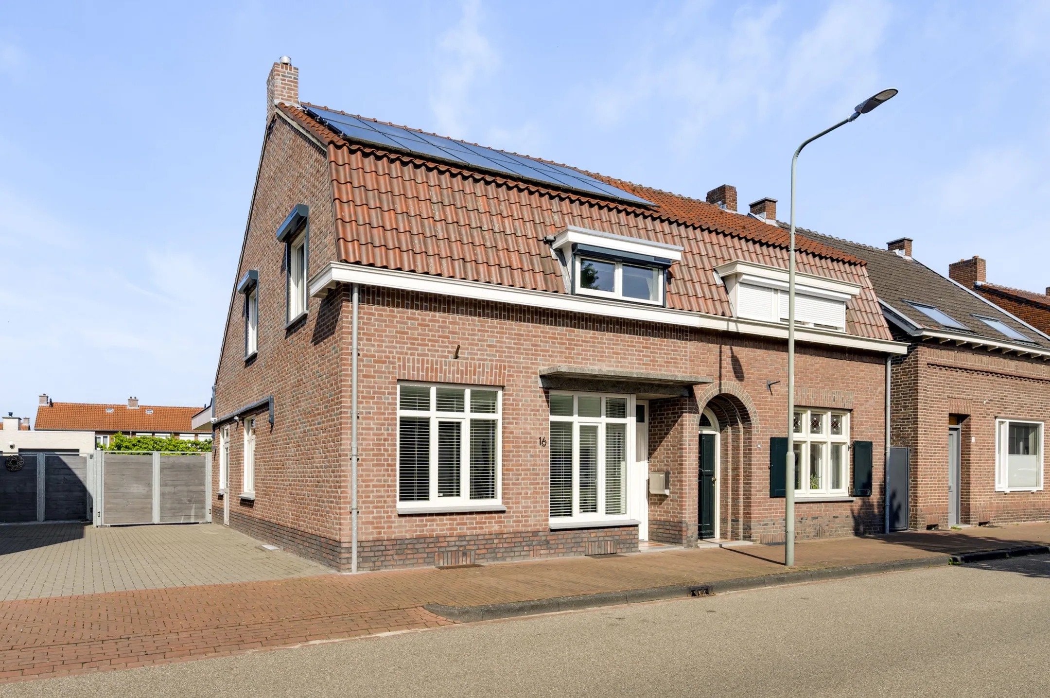 2-onder-1-kapwoning Kreijerstraat 16 in Echt