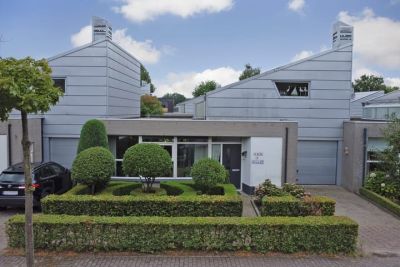 Eengezinswoning, geschakelde woning Nieuwe Dreef 36 in Ulvenhout