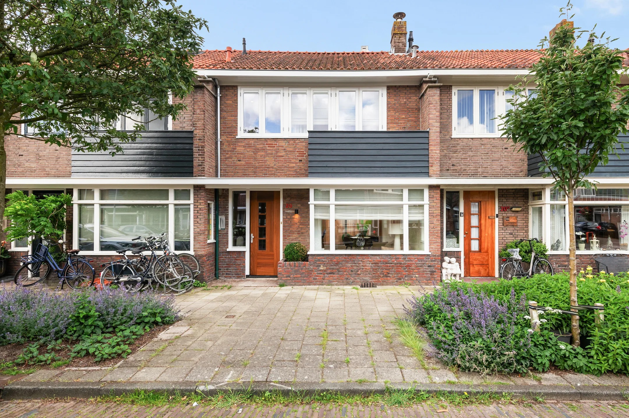 Tussenwoning Adriaan de Jongestraat 20 in Haarlem