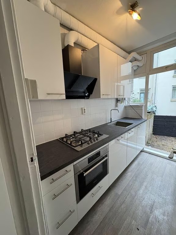 Benedenwoning Polderlaan 32 B in Rotterdam