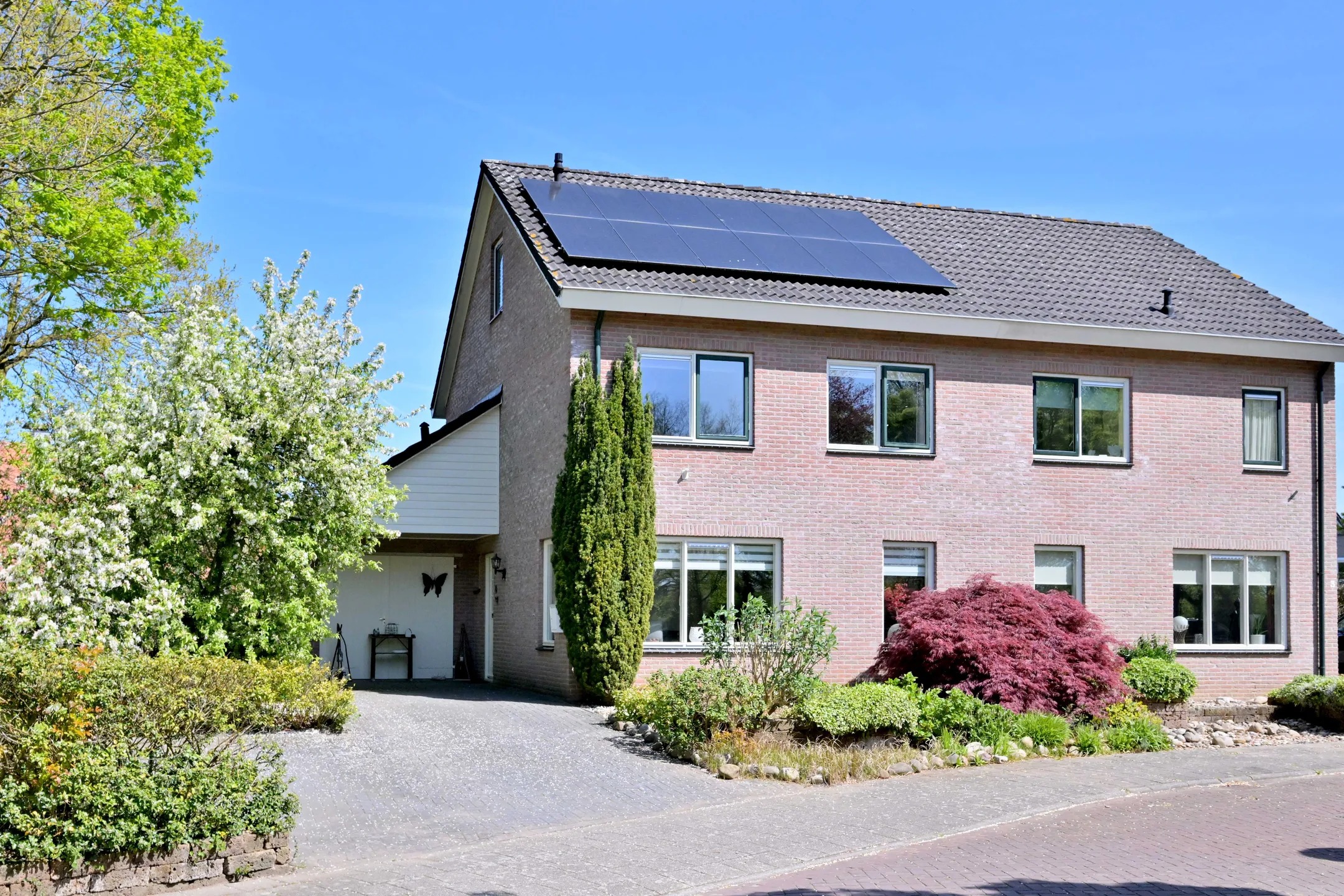 2-onder-1-kapwoning Laan van Westerkappeln 1 in Bathmen