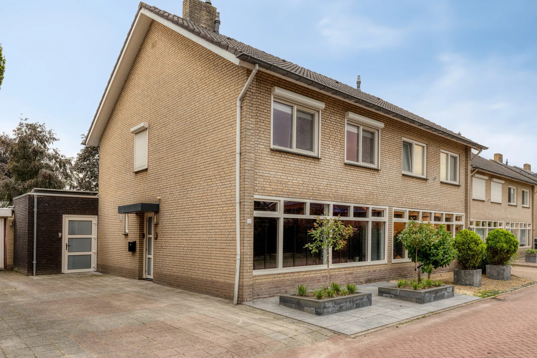 2-onder-1-kapwoning Zomerbloemstraat 12 in Someren