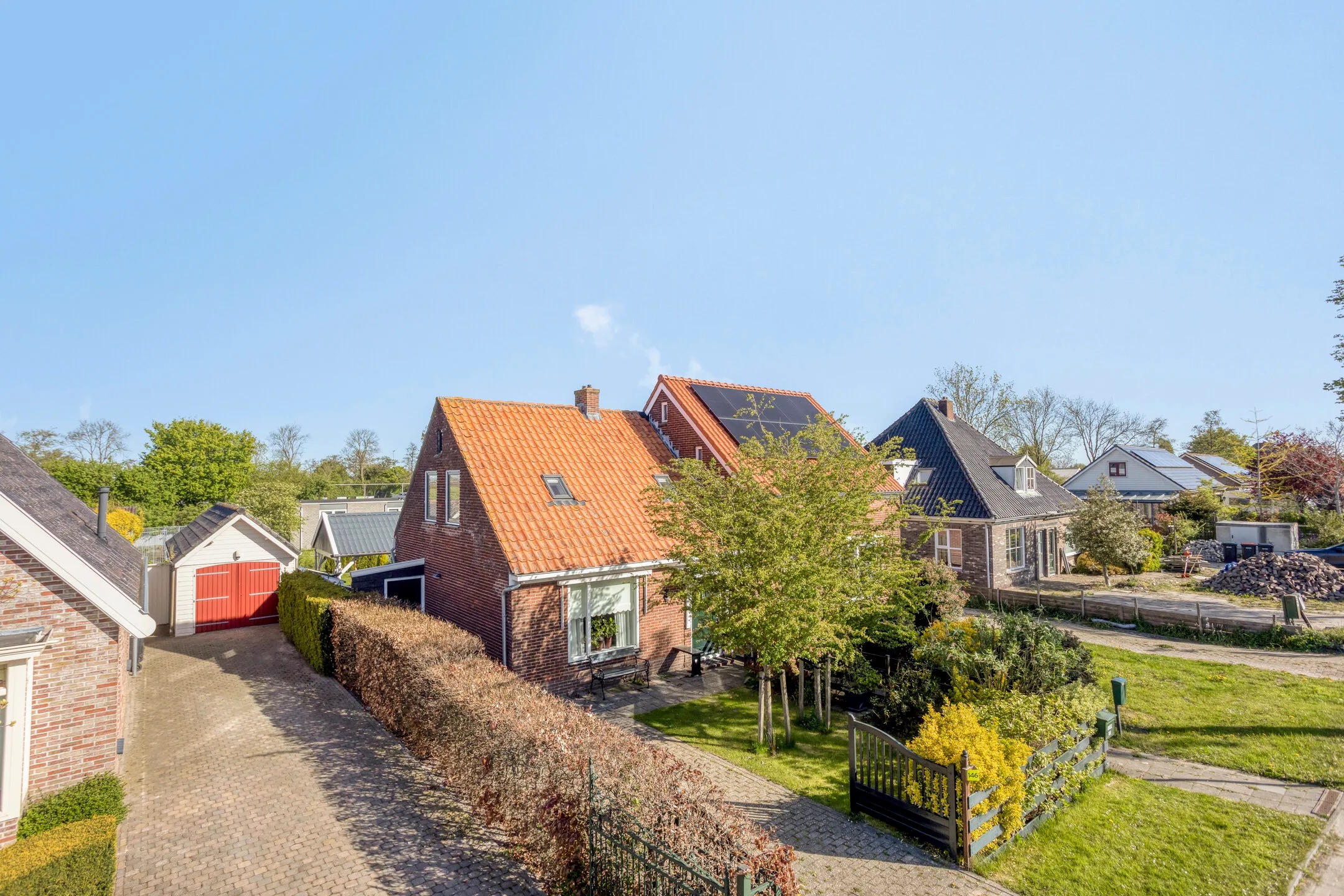 Geschakelde woning Zwaagdijk 146 in Zwaagdijk-Oost