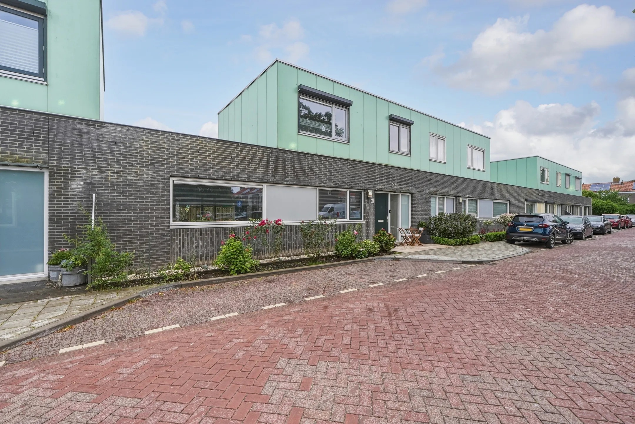 Geschakelde 2-onder-1-kapwoning Paulus Potterlaan 8 in Vlissingen