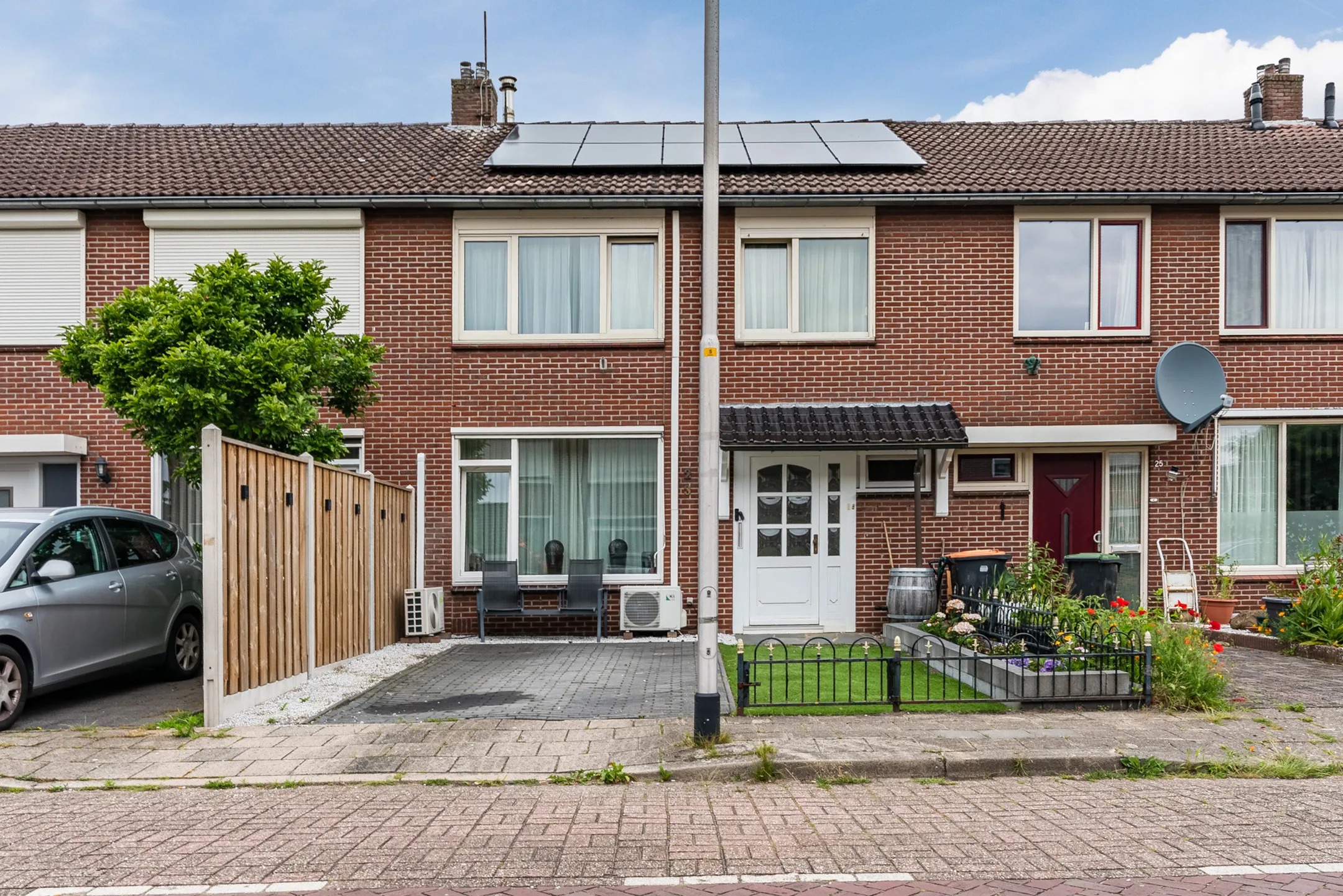 Tussenwoning Heidestraat 23 in Westerhaar-Vriezenveensewijk