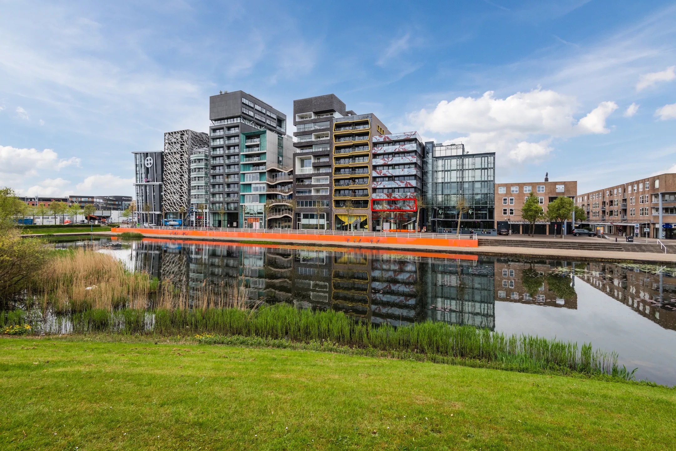 Portiekflat Zilverparkkade 105 in Lelystad