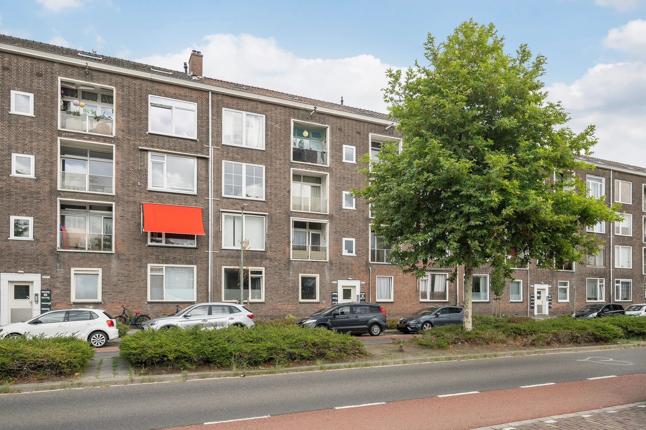 Portiekflat Parallelweg 98 A in Vlaardingen