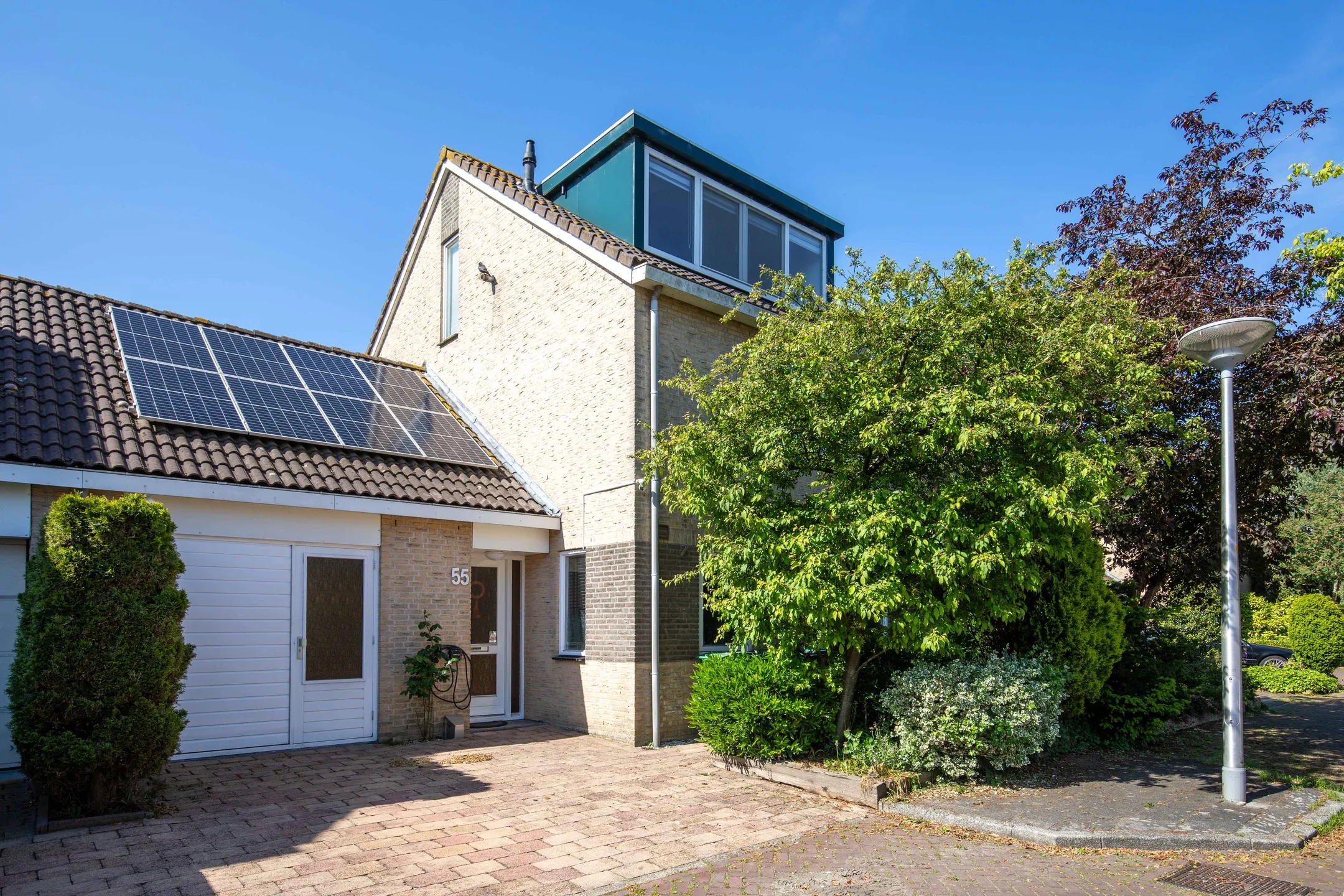 Geschakelde 2-onder-1-kapwoning De Zon 55 Amstelveen
