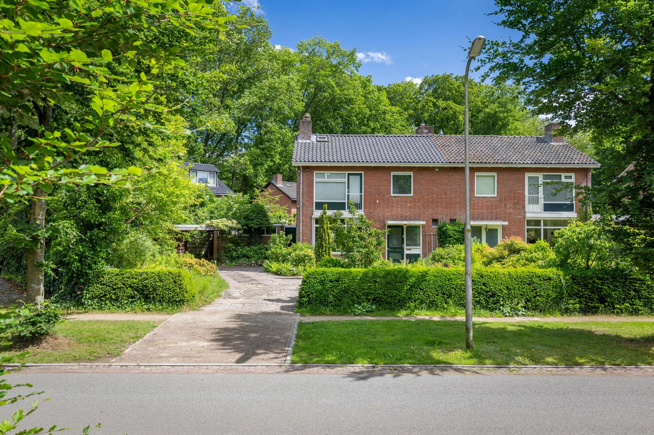 2-onder-1-kapwoning Roeterdsweg 24 in Diepenveen