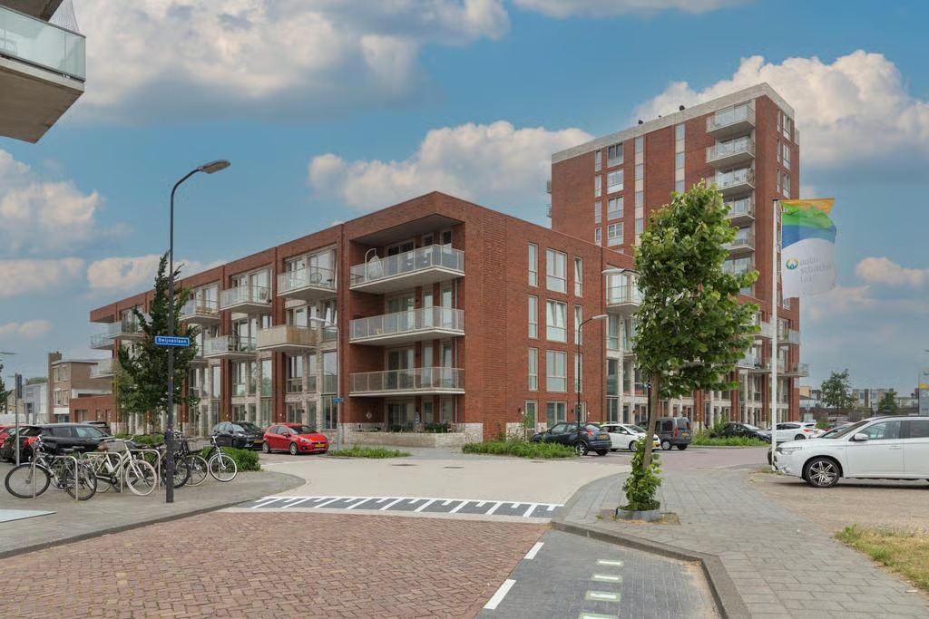 Portiekflat Vennelaan 74 in Beverwijk