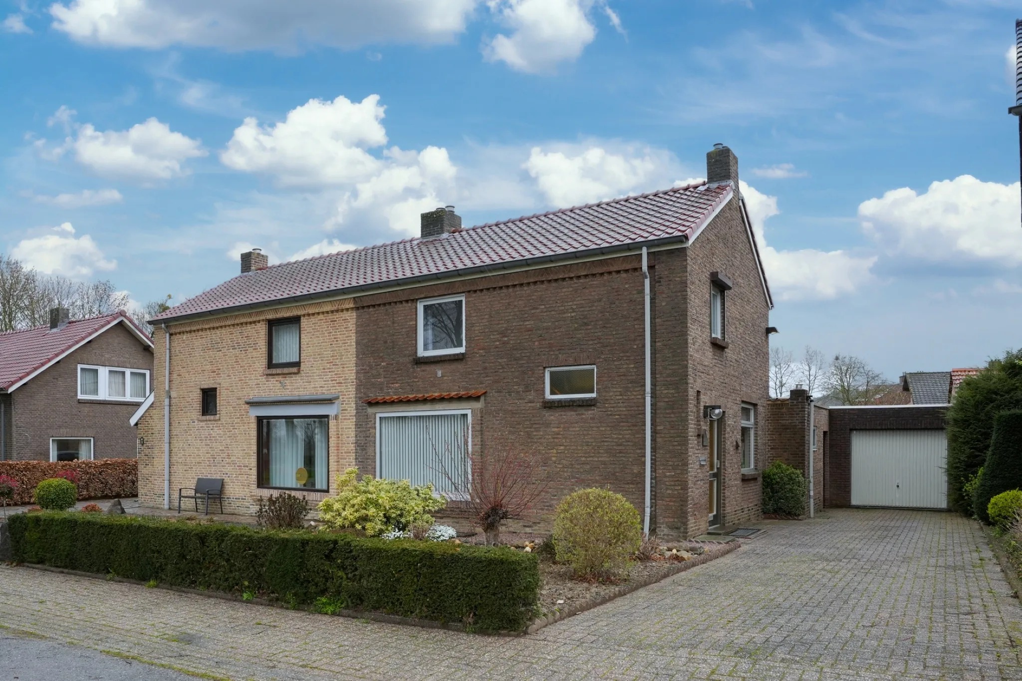 2-onder-1-kapwoning Andreas Sauerlaan 2 in Geulle