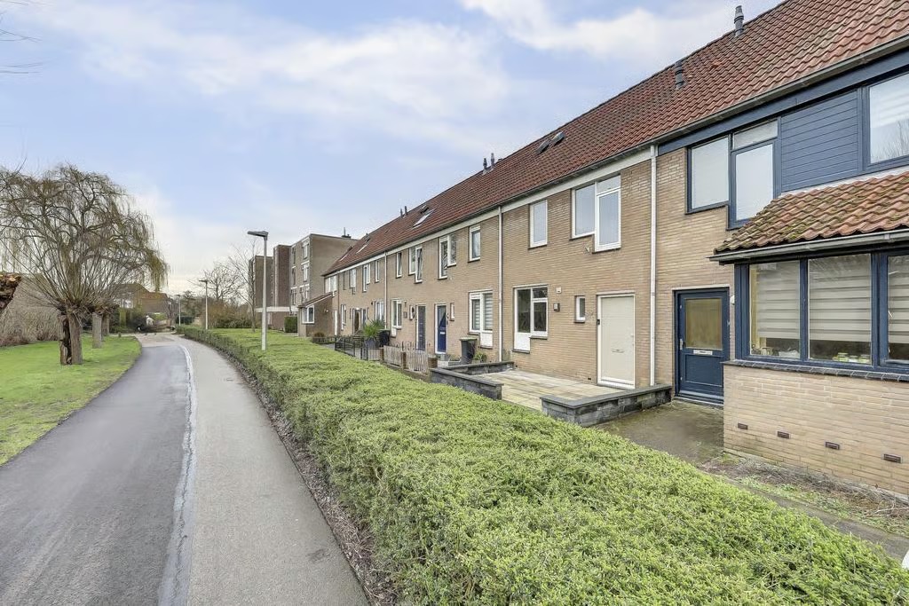 Hoekwoning Scherpgras 69 Spijkenisse