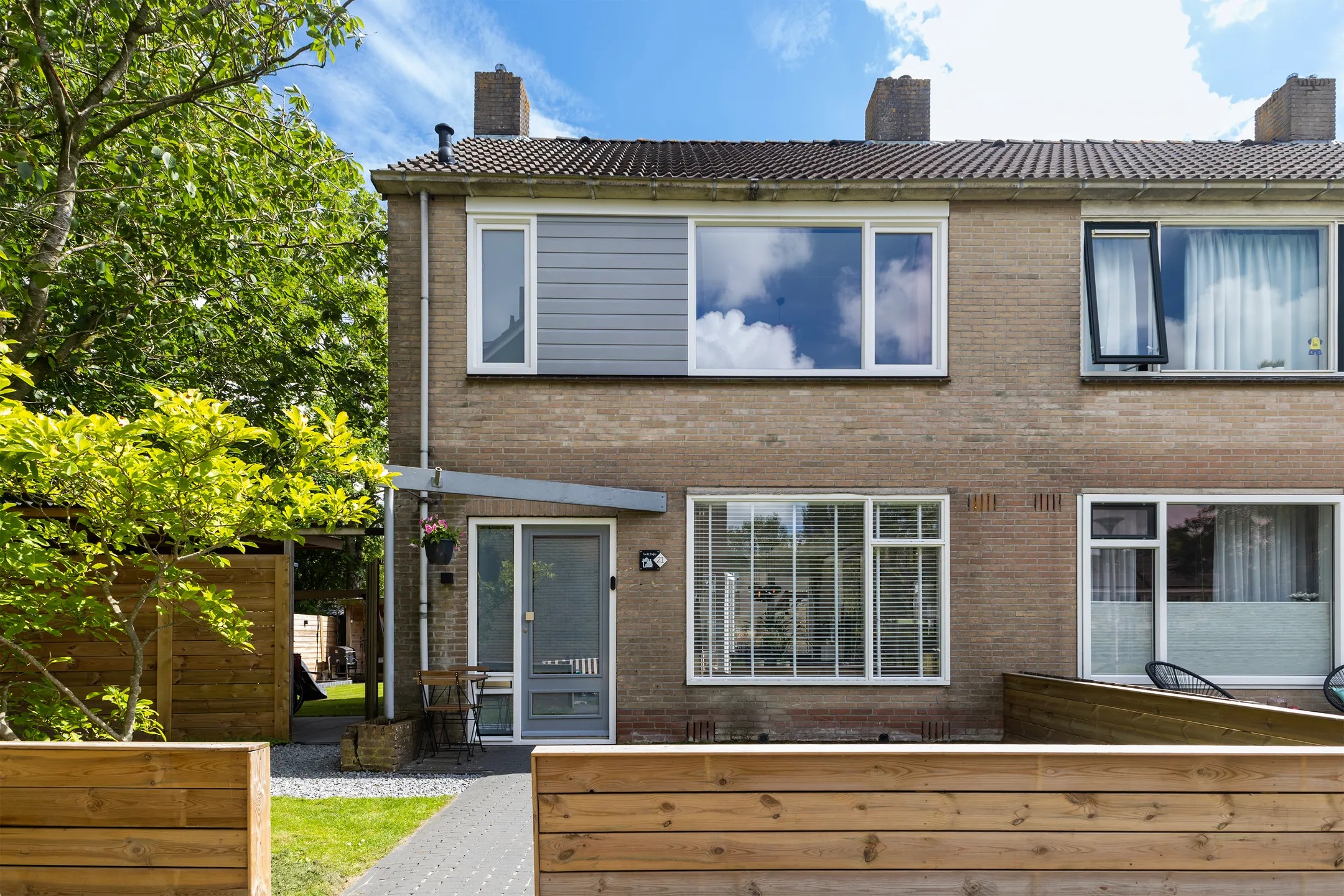 Hoekwoning Lautastins 21 in Stiens