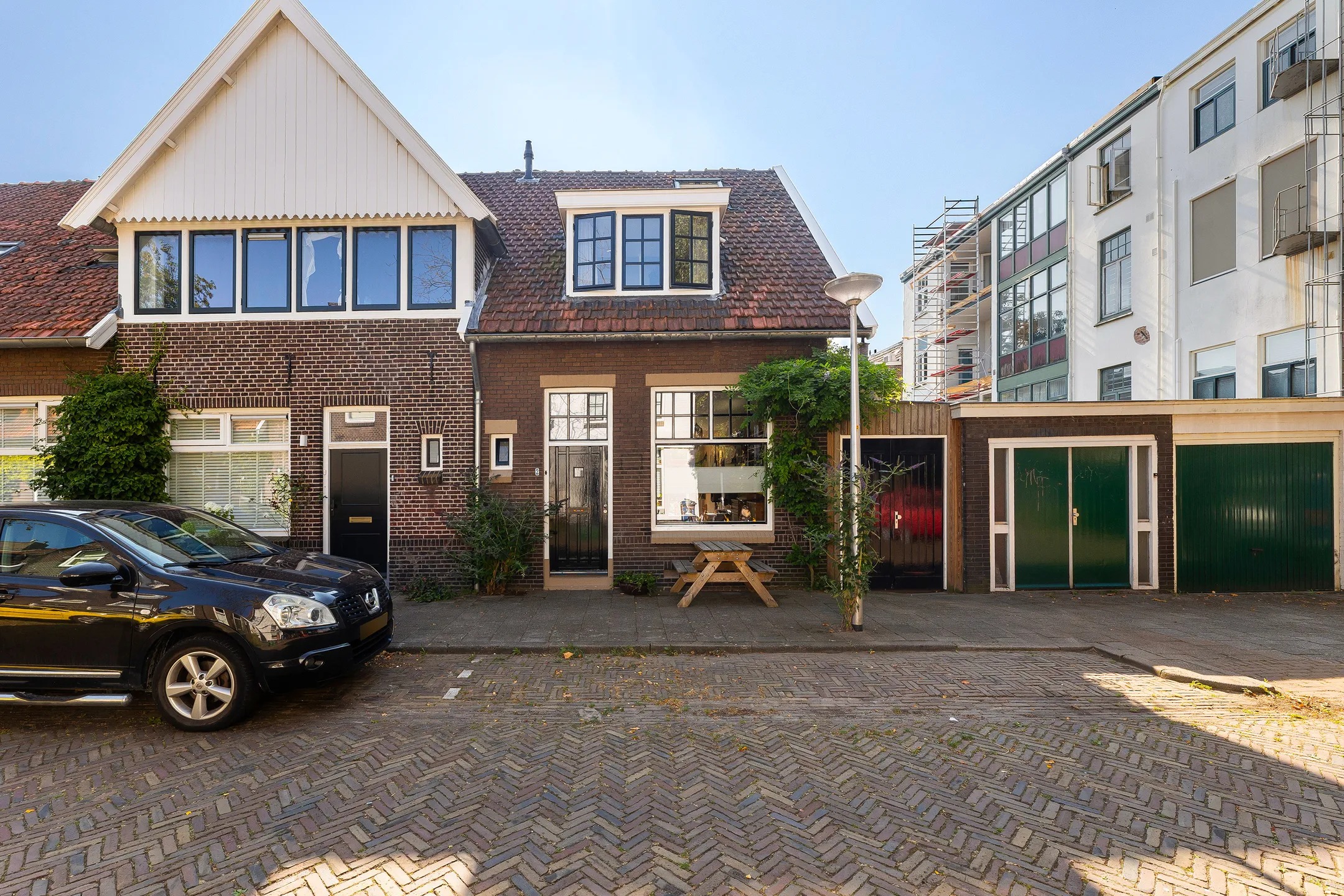 Hoekwoning Derk Buismanstraat 2 in Zwolle