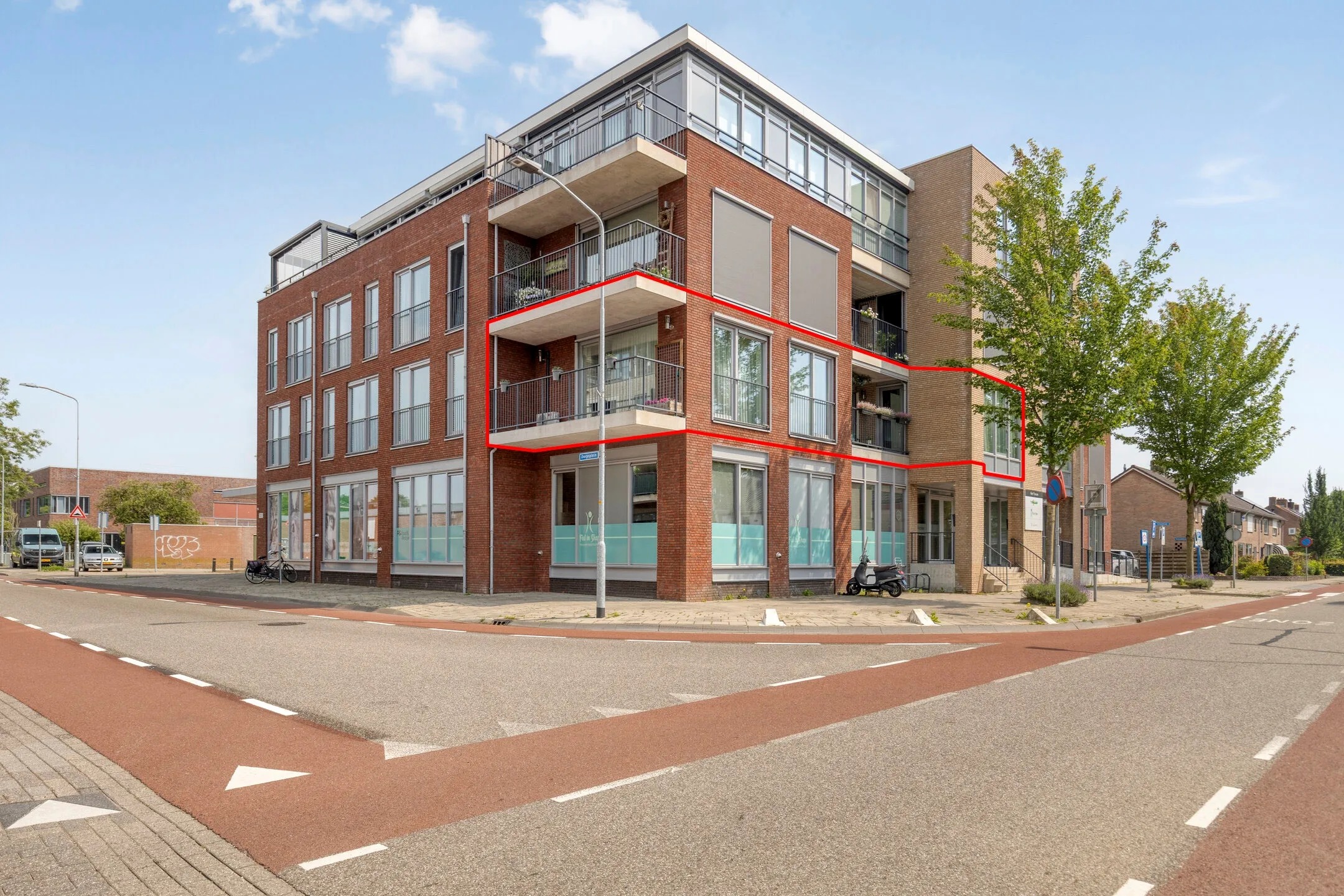 Portiekflat Dorpsplein 124 in Westervoort