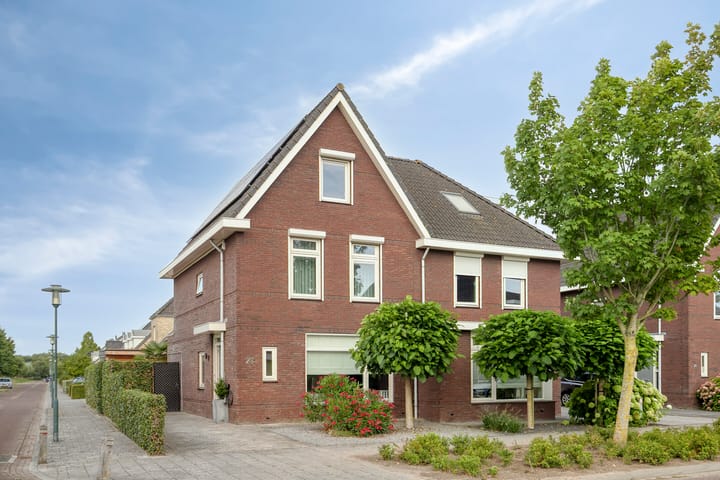 Eengezinswoning, 2-onder-1-kapwoning Alexander de Grotestraat 28 Hulst