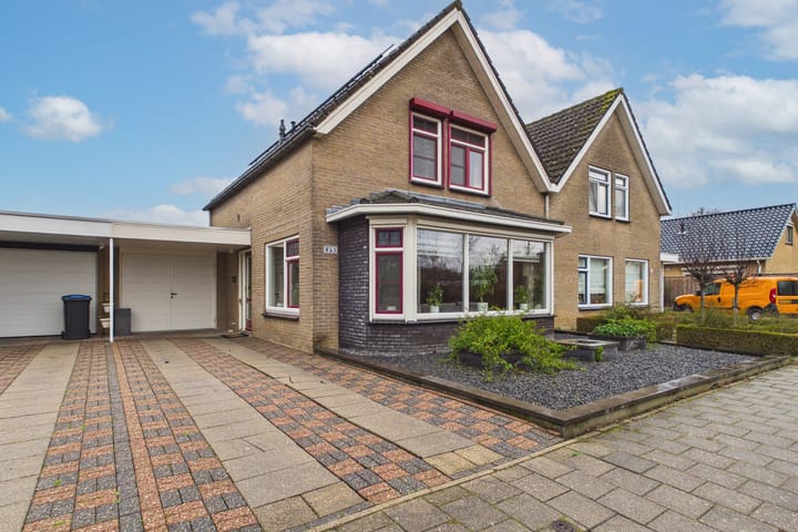 Geschakelde 2-onder-1-kapwoning Populierenstraat 53 in Vogelwaarde