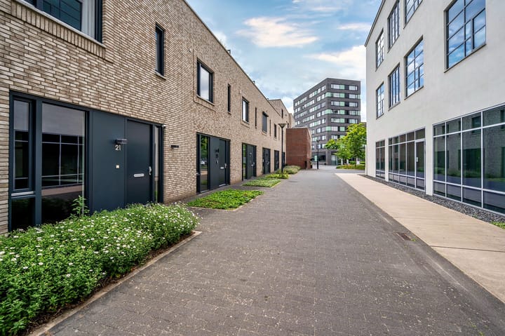 Eengezinswoning, tussenwoning Nedinscoplein 21 Venlo
