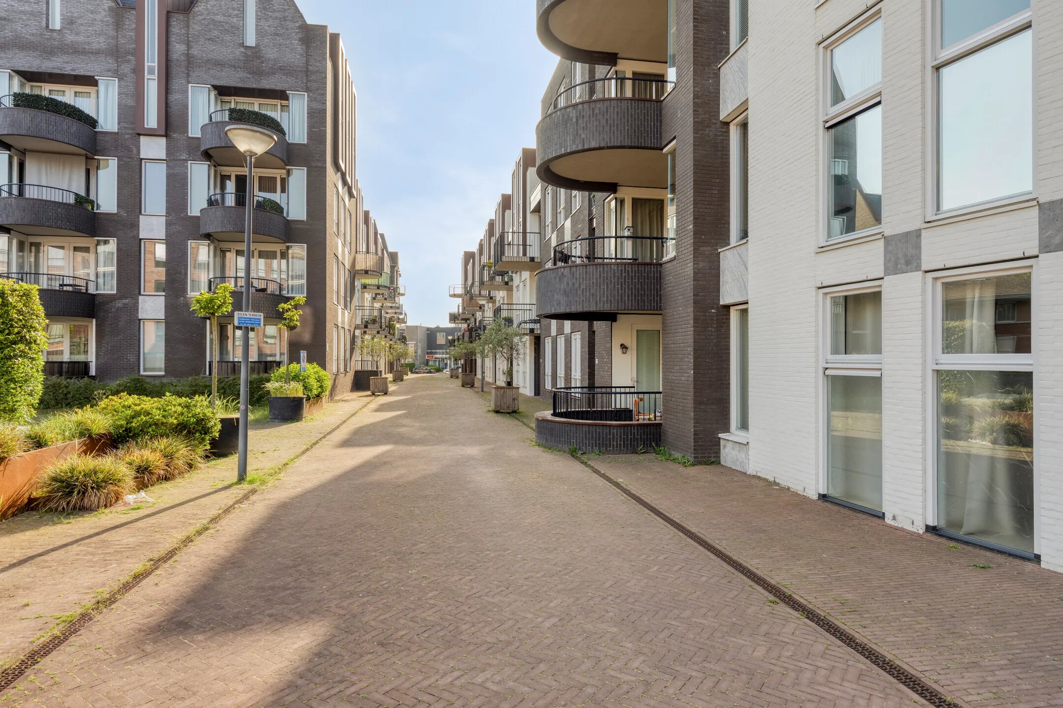 Galerijflat Mgr vdn Tillaartstraat 40 in Veghel
