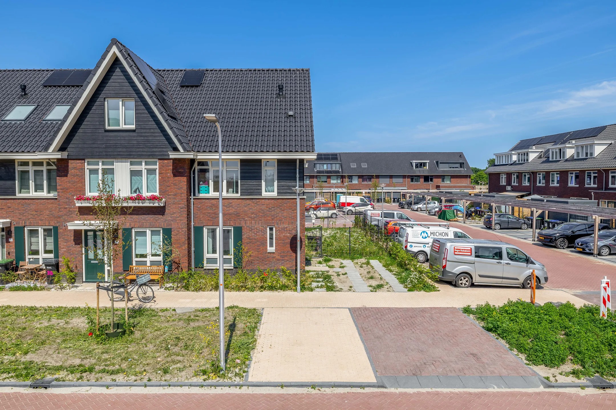 Hoekwoning Abdij van Rijnsburglaan 26 in Monster