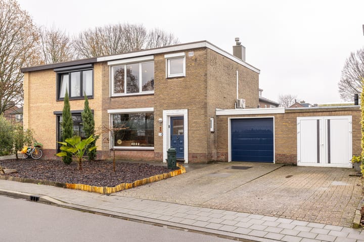 2-onder-1-kapwoning Beatrixstraat 17 Munstergeleen