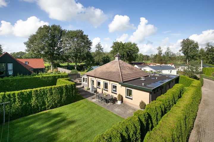 Eengezinswoning, vrijstaande woning Joerelaan 1 in Eastermar