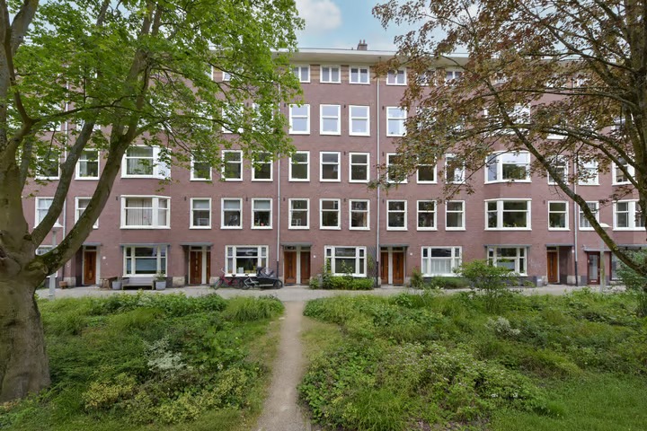 Bovenwoning Lekstraat 71 2 in Amsterdam