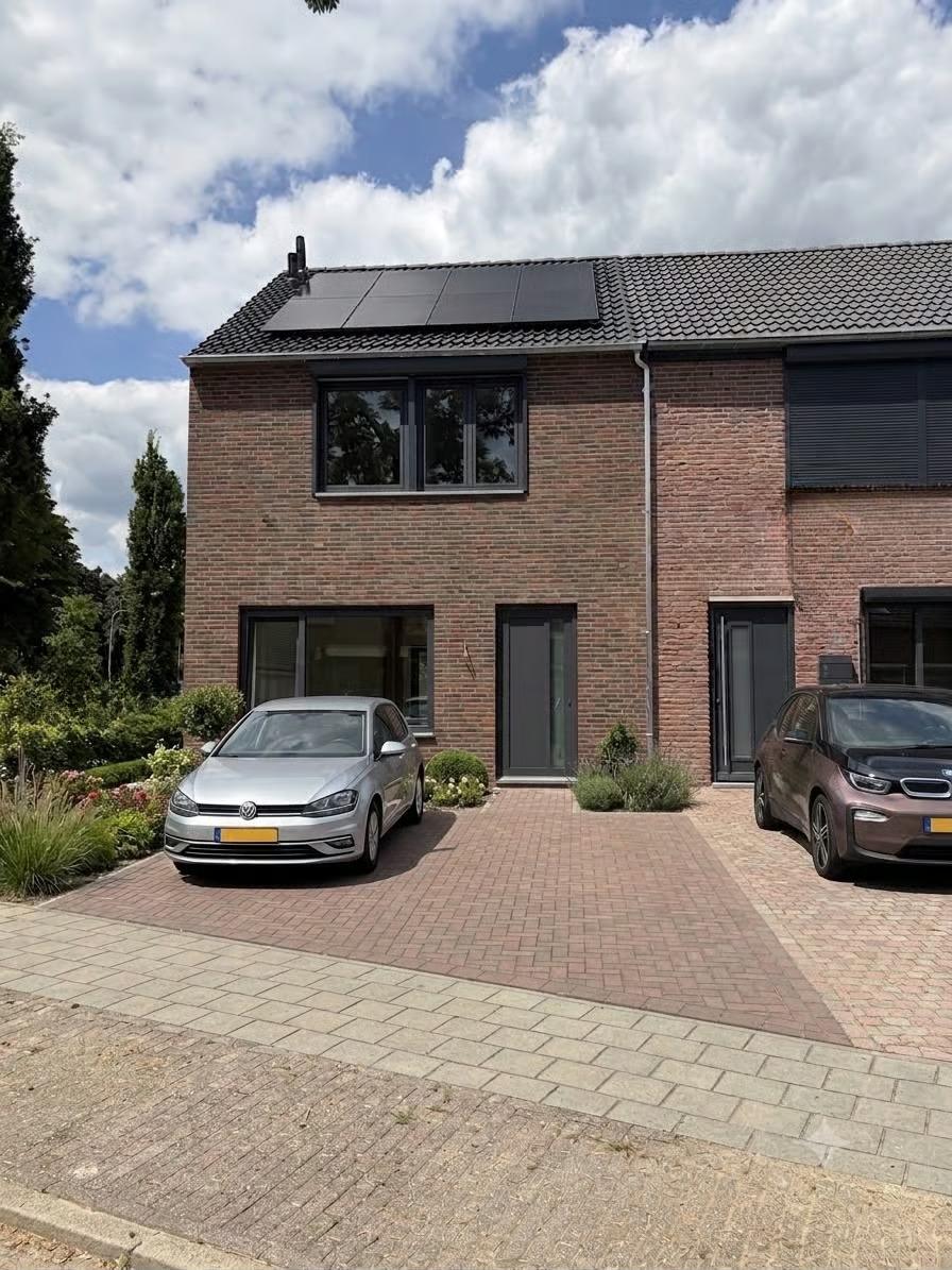 Hoekwoning Zonnedauwhof 1 in Roermond
