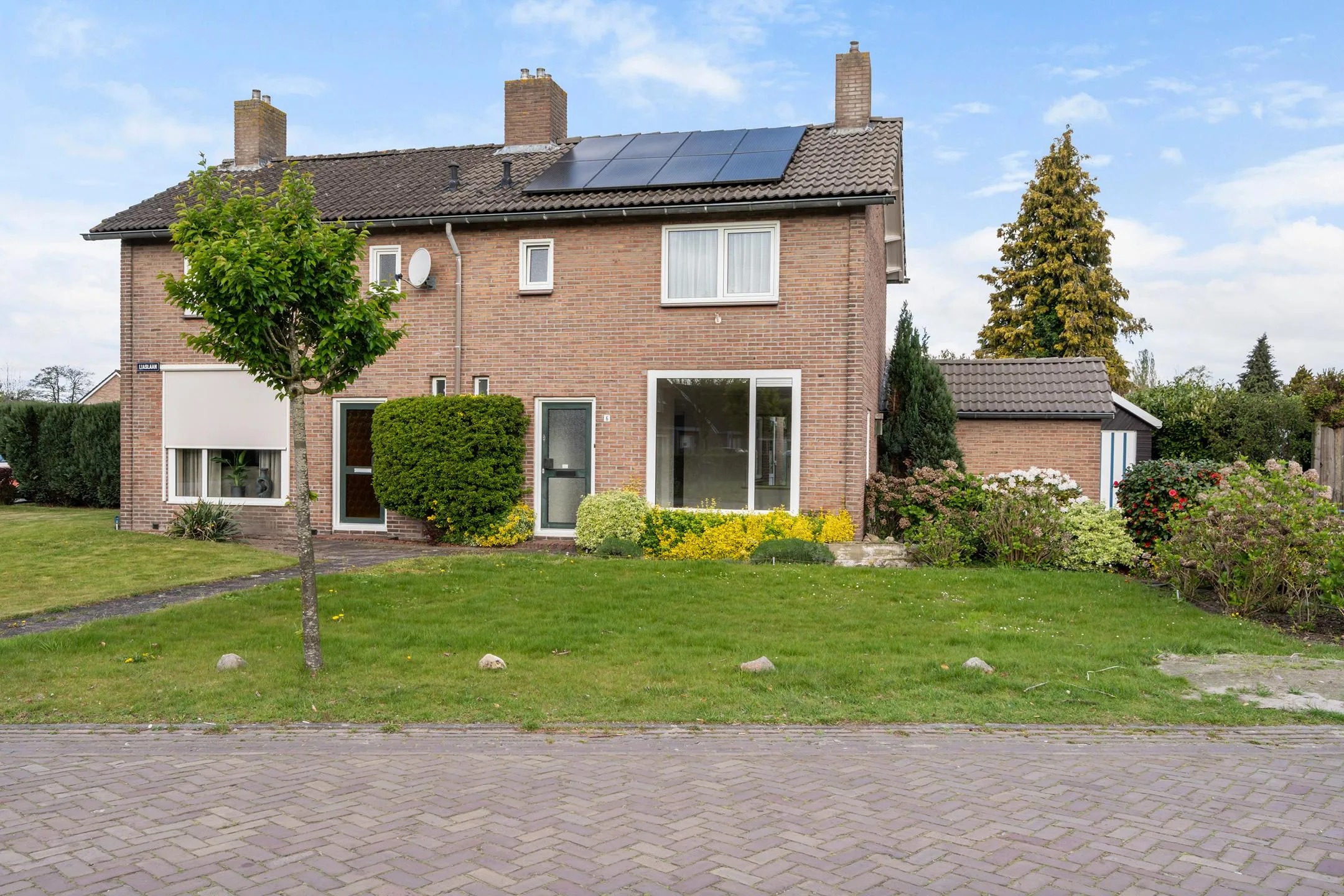 2-onder-1-kapwoning Liaslaan 6 in Schoonebeek
