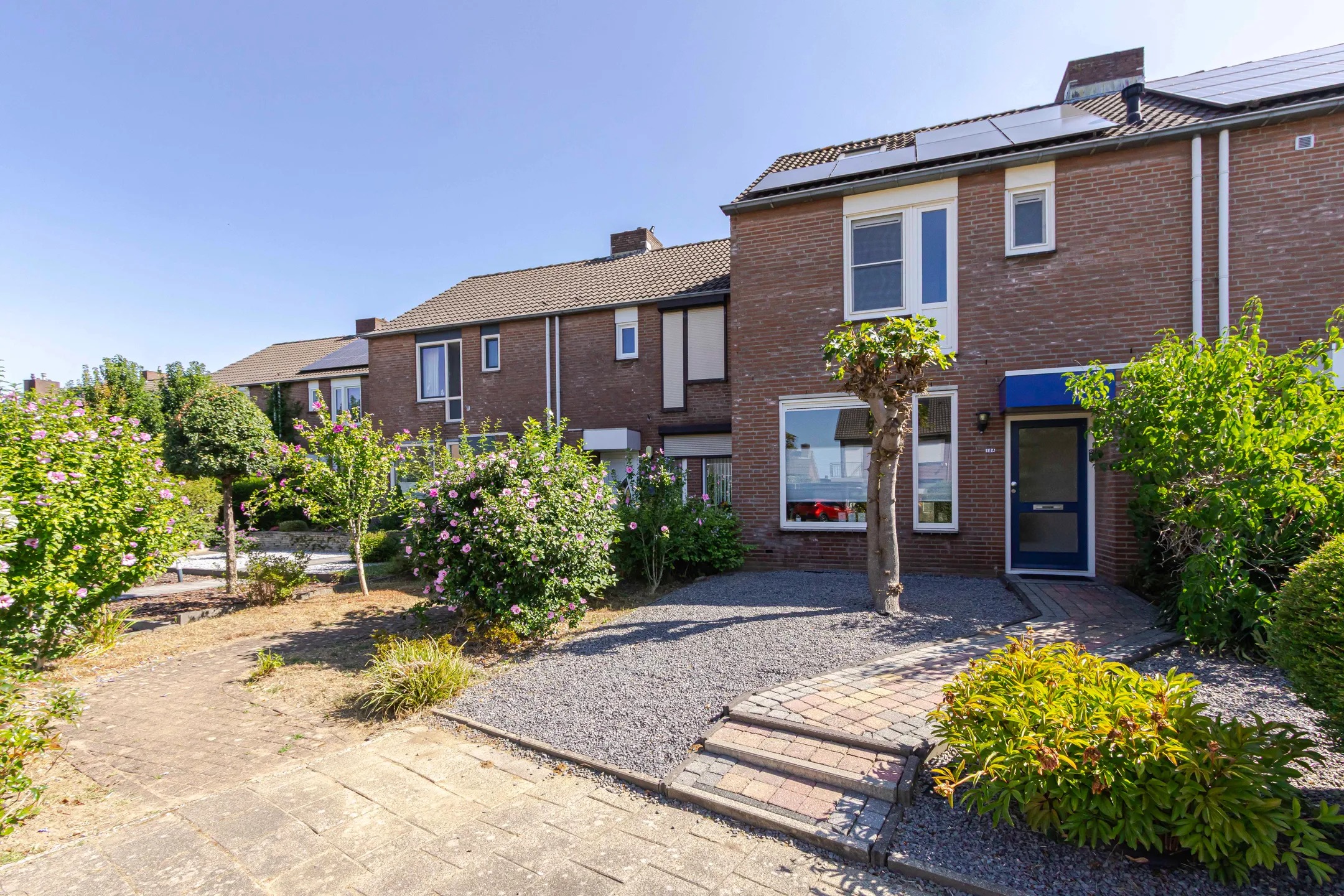 Tussenwoning Prins Clauslaan 15 a in Bunde
