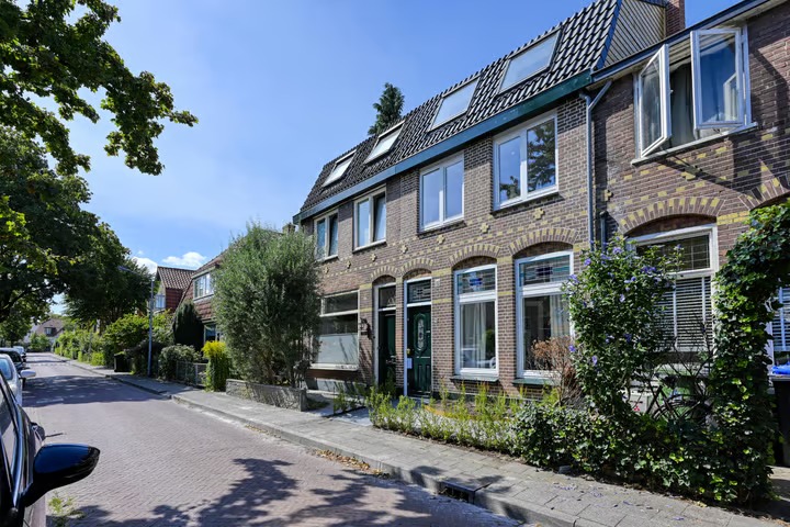 Tussenwoning Ericastraat 28 in Hilversum