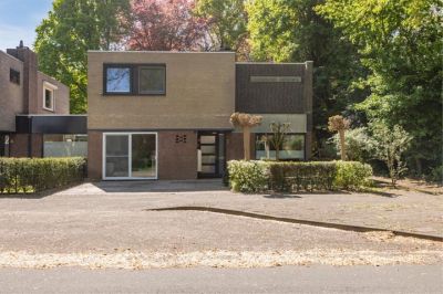 Eengezinswoning, eindwoning Vlielandlaan 2 in Son en Breugel