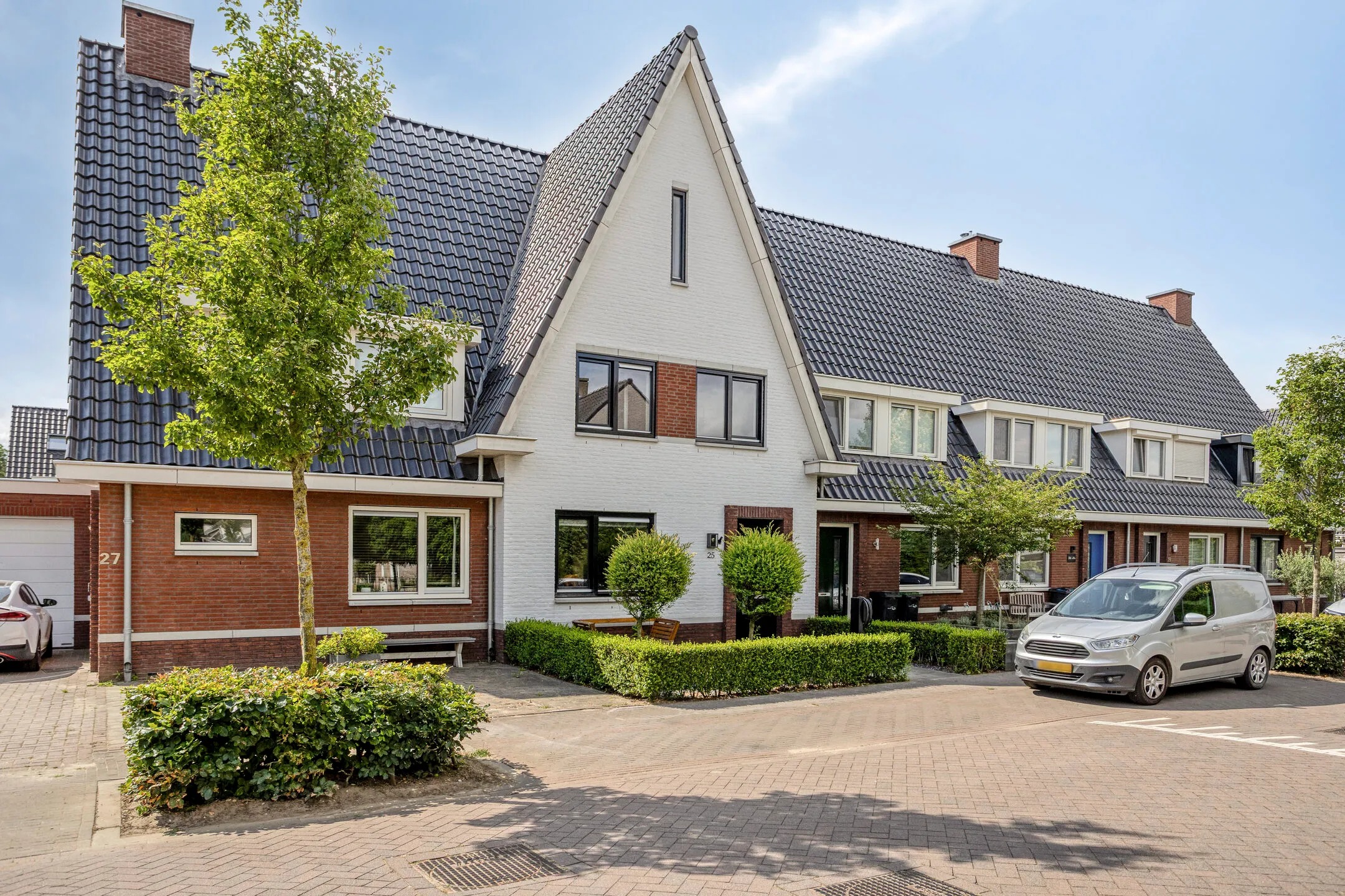 Tussenwoning Van Irhovenstraat 25 in Maren-Kessel