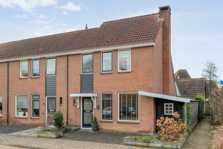 Hoekwoning De Gaffel 37 in Den Ham