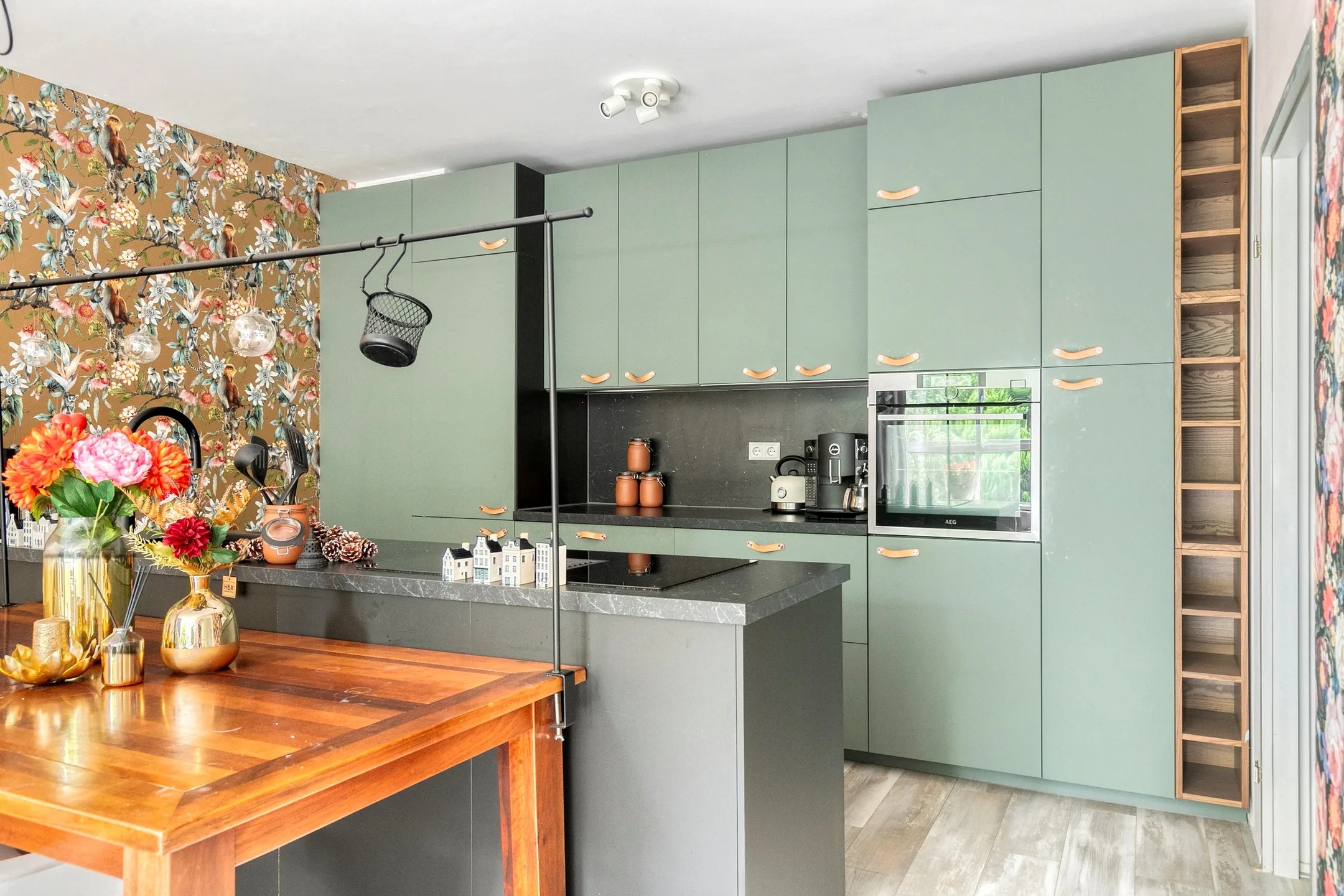 Bovenwoning Leerdamhof 272 in Amsterdam