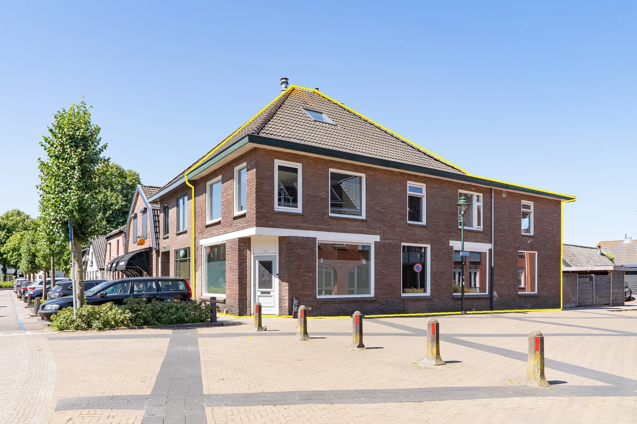 Geschakelde woning Dorpsstraat 273 in Scherpenzeel