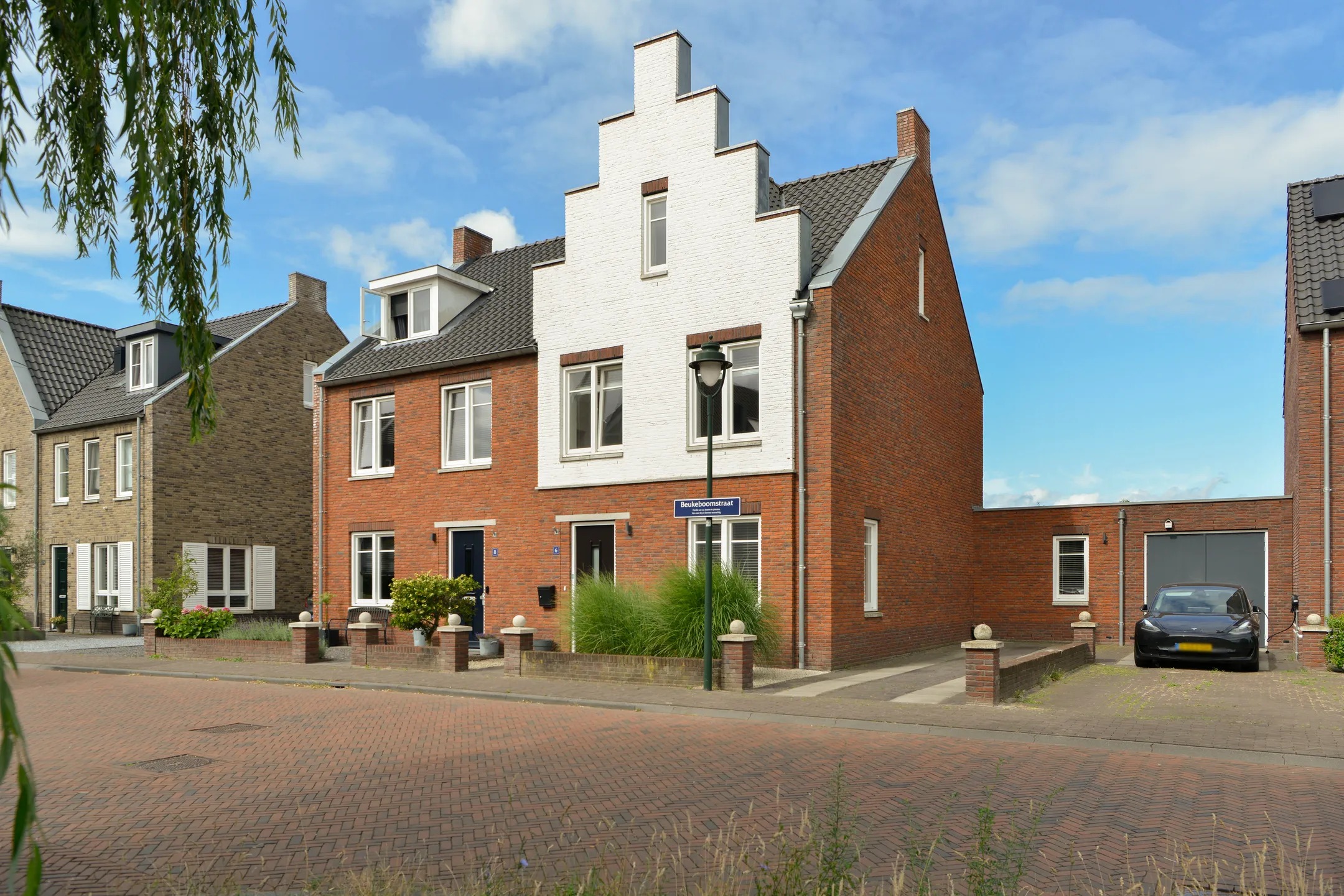 2-onder-1-kapwoning Beukeboomstraat 6 in Eemnes