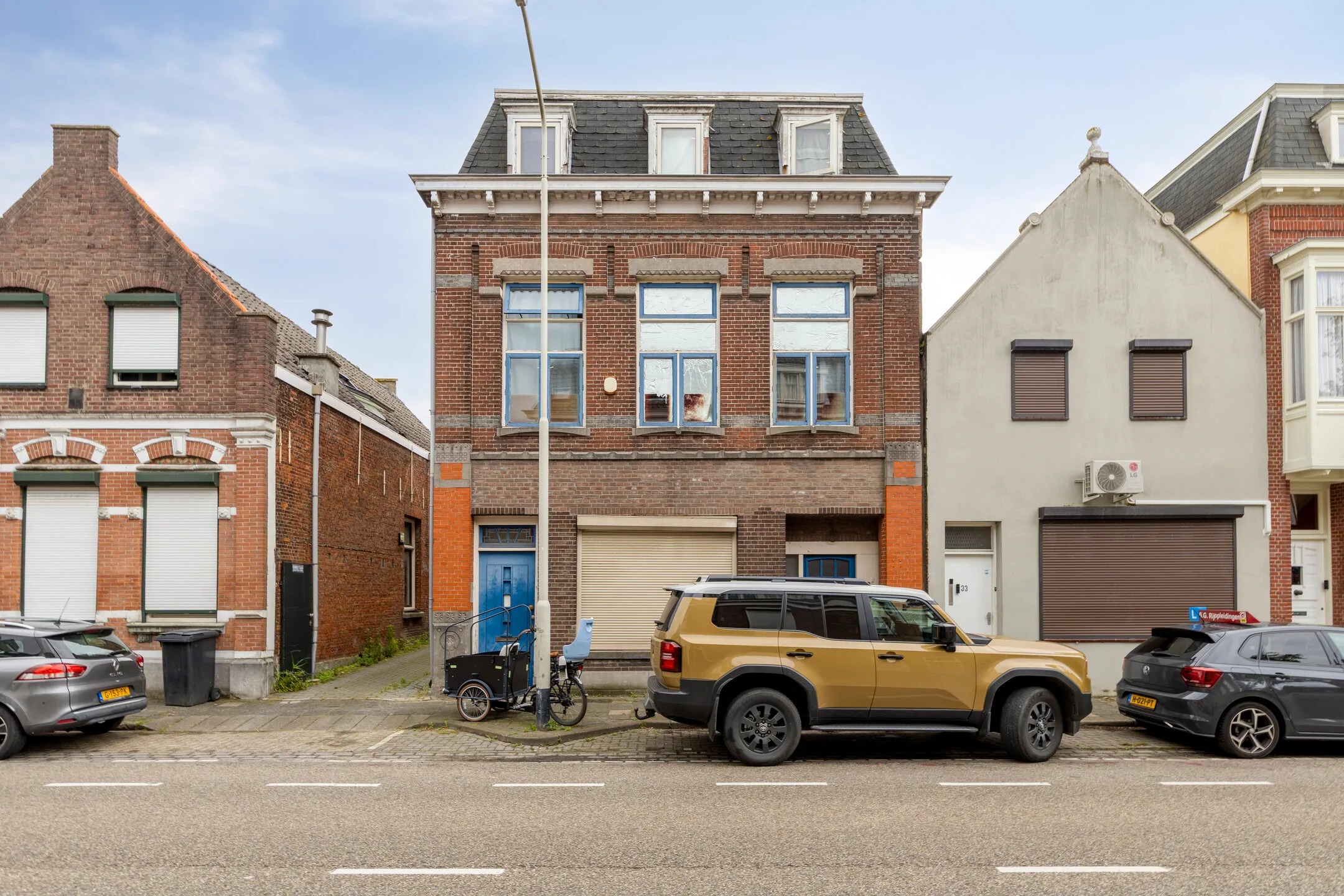 Beneden + bovenwoning Hulsdonksestraat 31 a in Roosendaal
