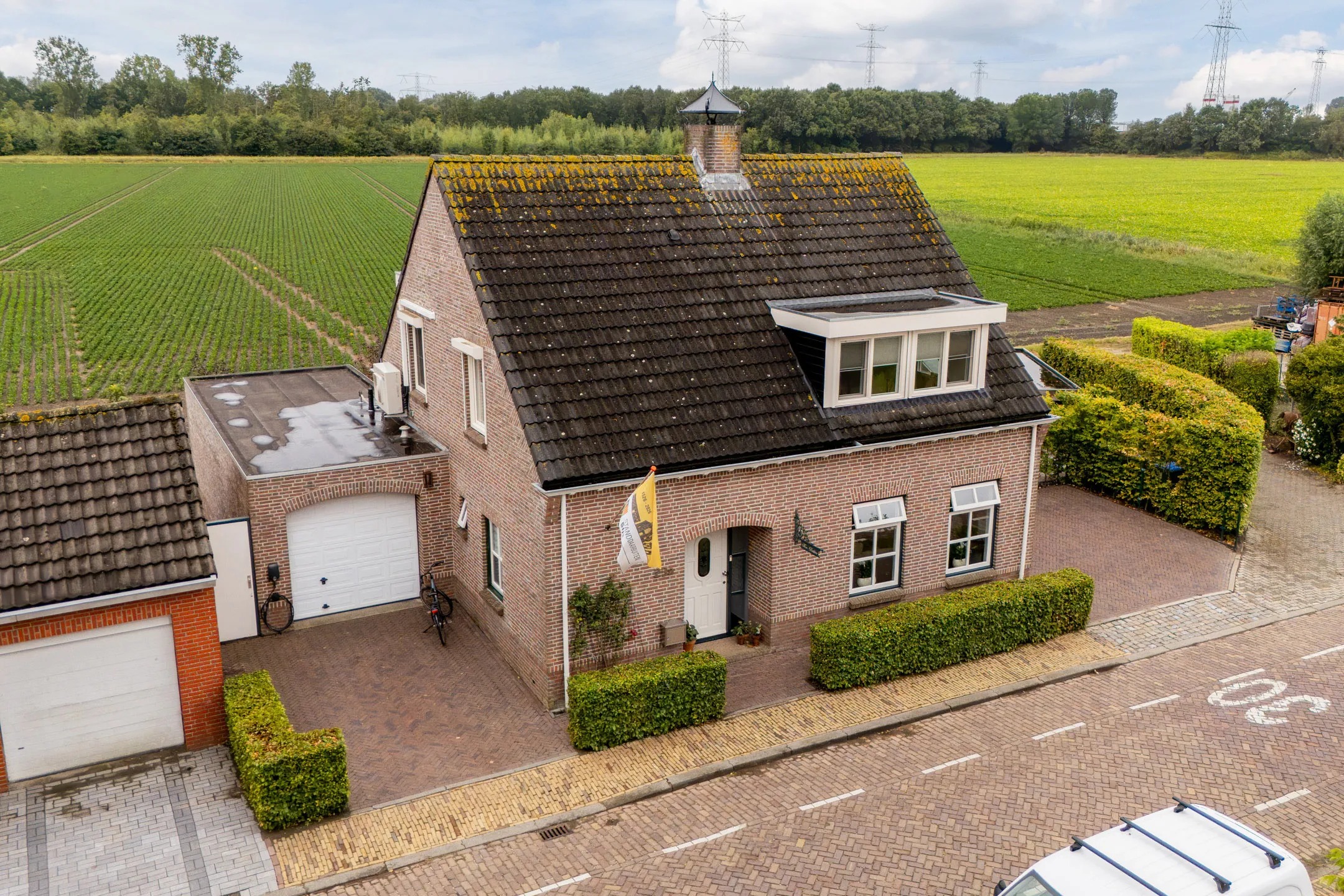Vrijstaande woning (dijkwoning) Oude Kerkstraat 23 a in Standdaarbuiten