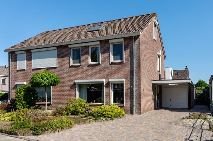 2-onder-1-kapwoning Bakkersveld 65 in Tuk