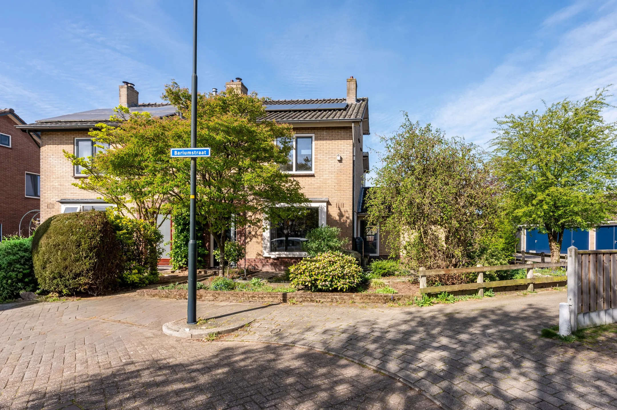 2-onder-1-kapwoning Bariumstraat 18 Apeldoorn
