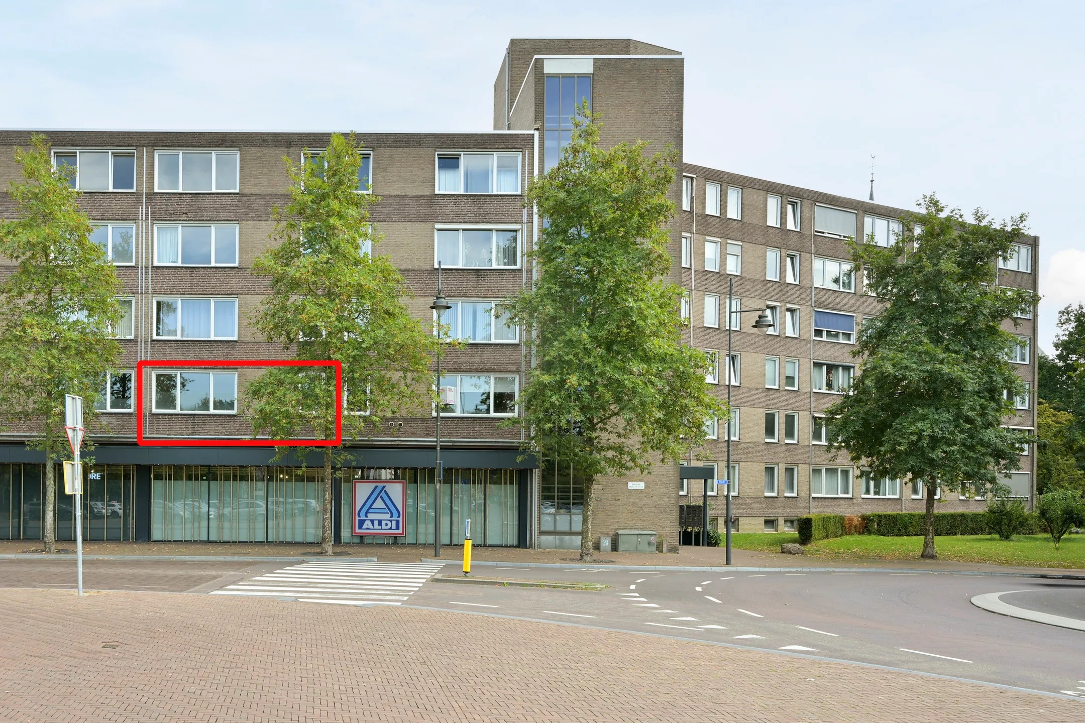 Portiekflat Markt 27 Hoensbroek
