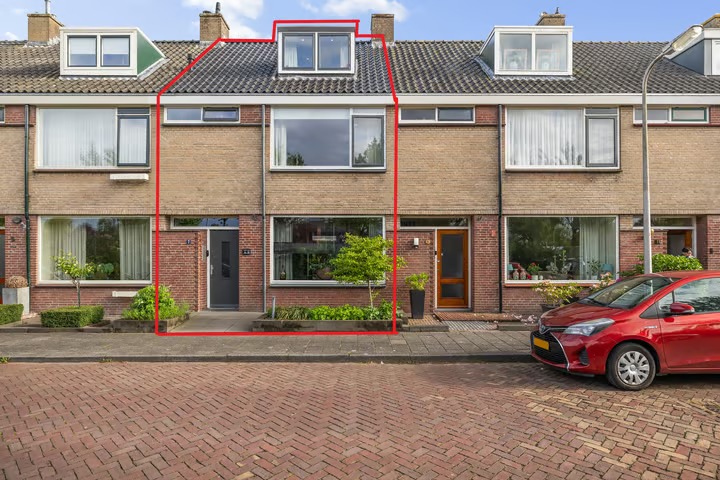 Tussenwoning Rembrandtstraat 7 in Hoogeveen