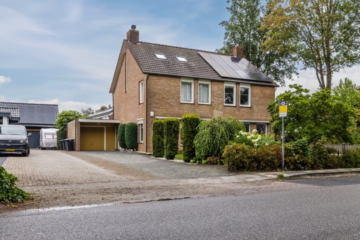 2-onder-1-kapwoning Dorpsstraat 73 a in de Wijk